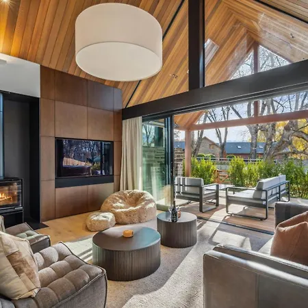 Macandrew Luxury Lodge